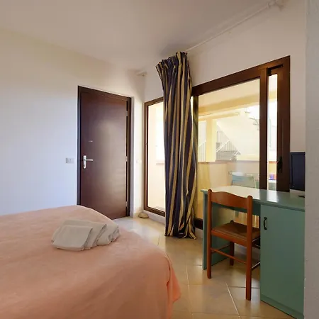 Su Nuraghe 3* SantʼAnna Arresi