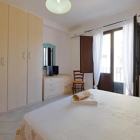 Su Nuraghe 3* SantʼAnna Arresi