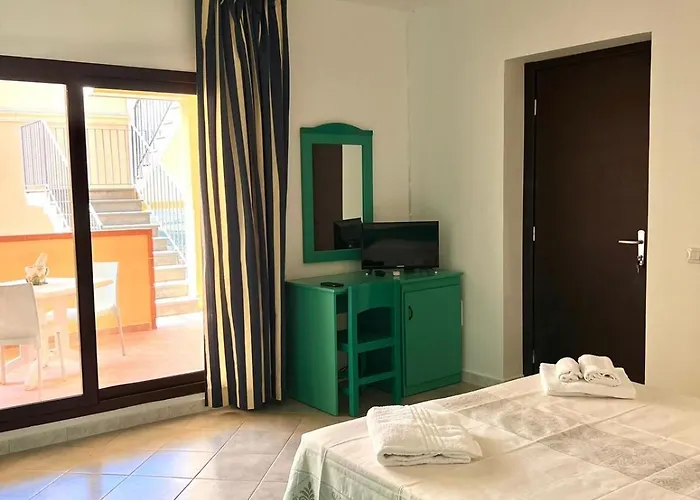 Su Nuraghe 3* Сант'Анна-Аррези