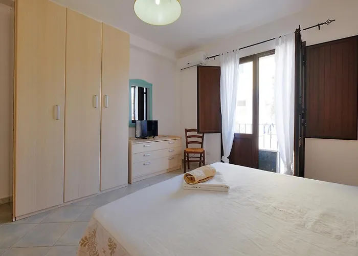 Su Nuraghe 3* Сант'Анна-Аррези