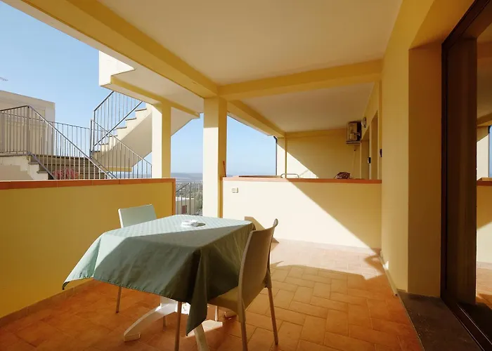 Su Nuraghe Гостевой дом Сант'Анна-Аррези