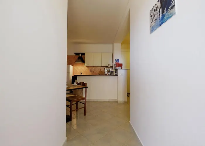 Гостевой дом Su Nuraghe Сант'Анна-Аррези